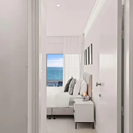 Phaedrus Living: Seaside Residences 01 *