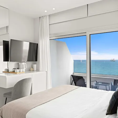 Phaedrus Living: Seaside Residences 01 * Limasol