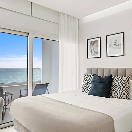 Phaedrus Living: Seaside Residences 01
